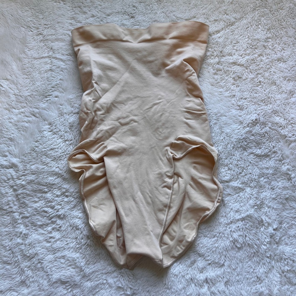 SKIMS Sculpting Mid Thigh Short Beige High Waisted Shapewear XL RN 158973 Womens